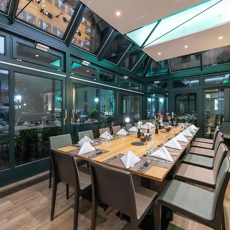 Fletcher Waldhotel Nordrhein-westfalen מלון