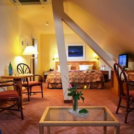 מלון Fletcher Waldhotel Nordrhein-westfalen הייליגנהאוס